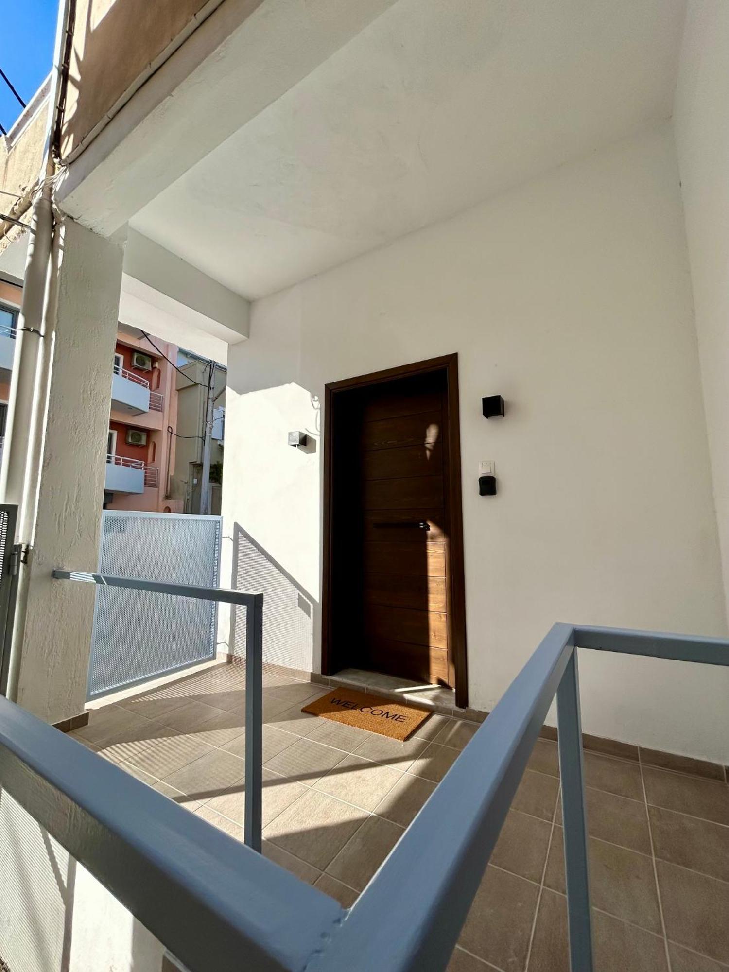 Appartamento Stella'S Petite Boite Rafína Esterno foto