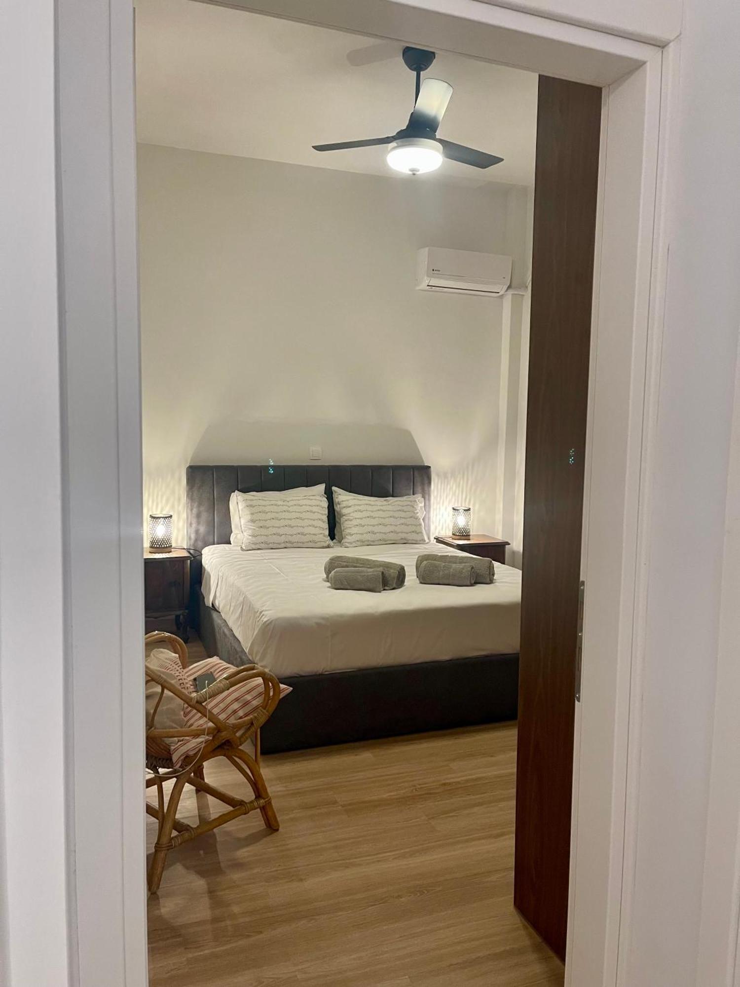 Appartamento Stella'S Petite Boite Rafína Esterno foto