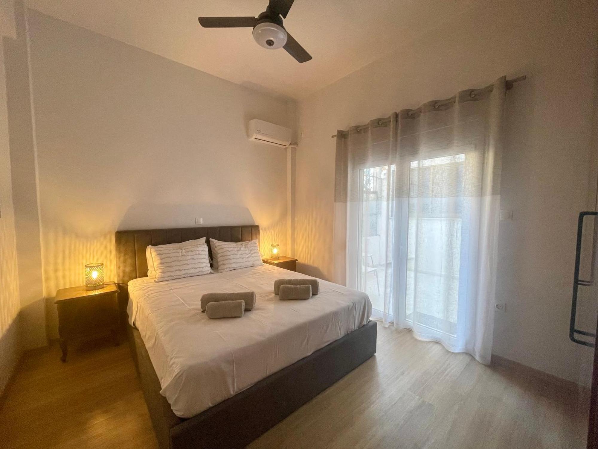 Appartamento Stella'S Petite Boite Rafína Esterno foto